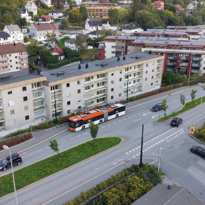 Nydelig Leilighet, Free Parking Near Sentrum Apartment Bergen Bagian luar foto